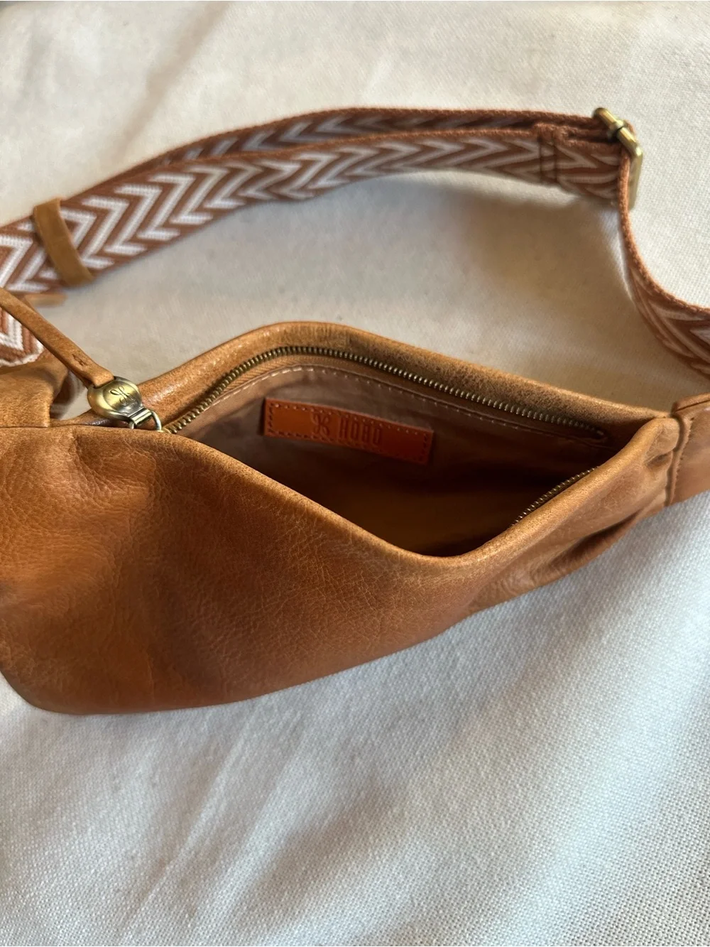 HOBO Tan Leather Crossbody Sling Bag with Chevron Strap